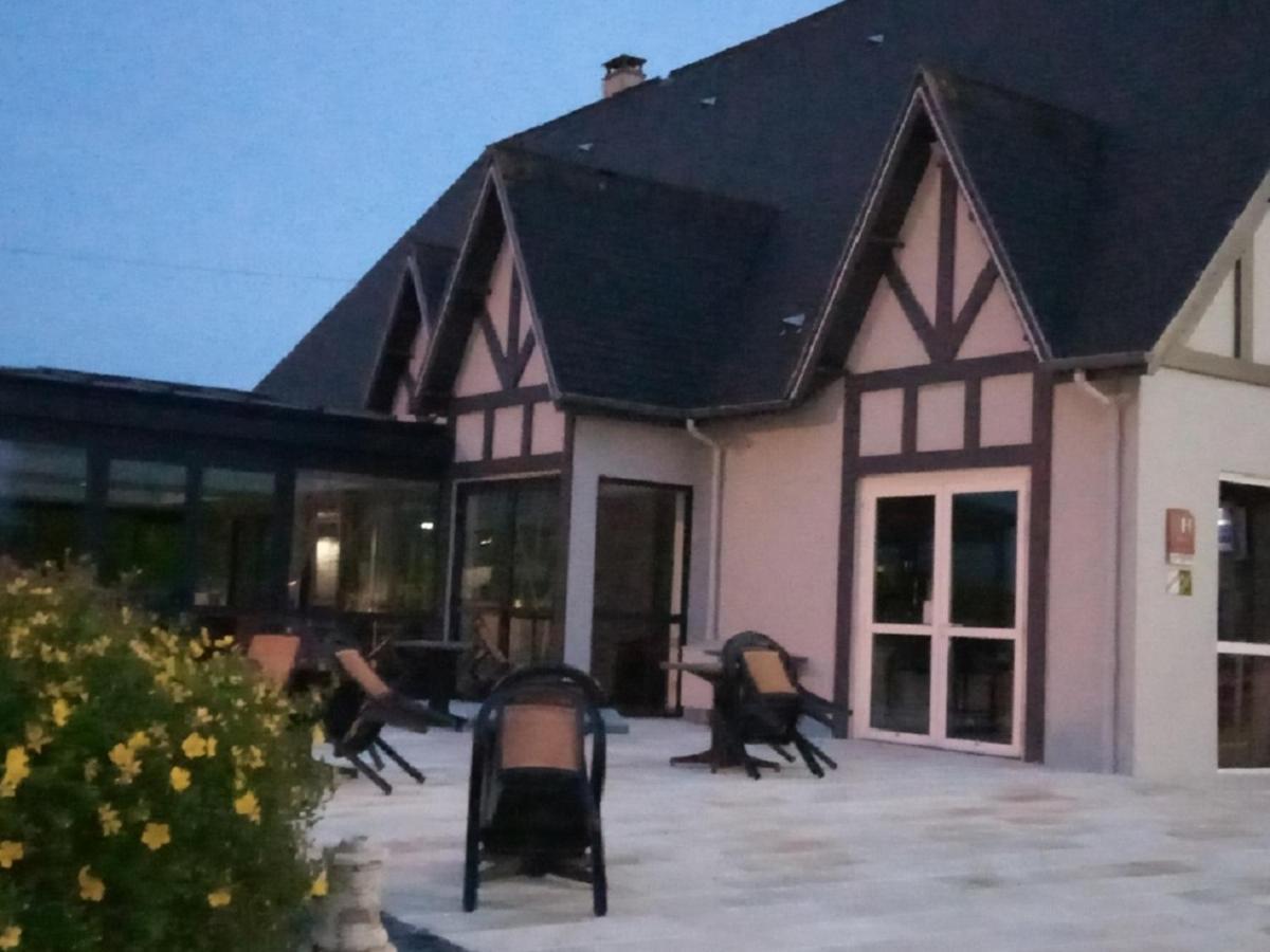 Hotel Le Pavillon De Rouen Franqueville-Saint-Pierre Exterior foto